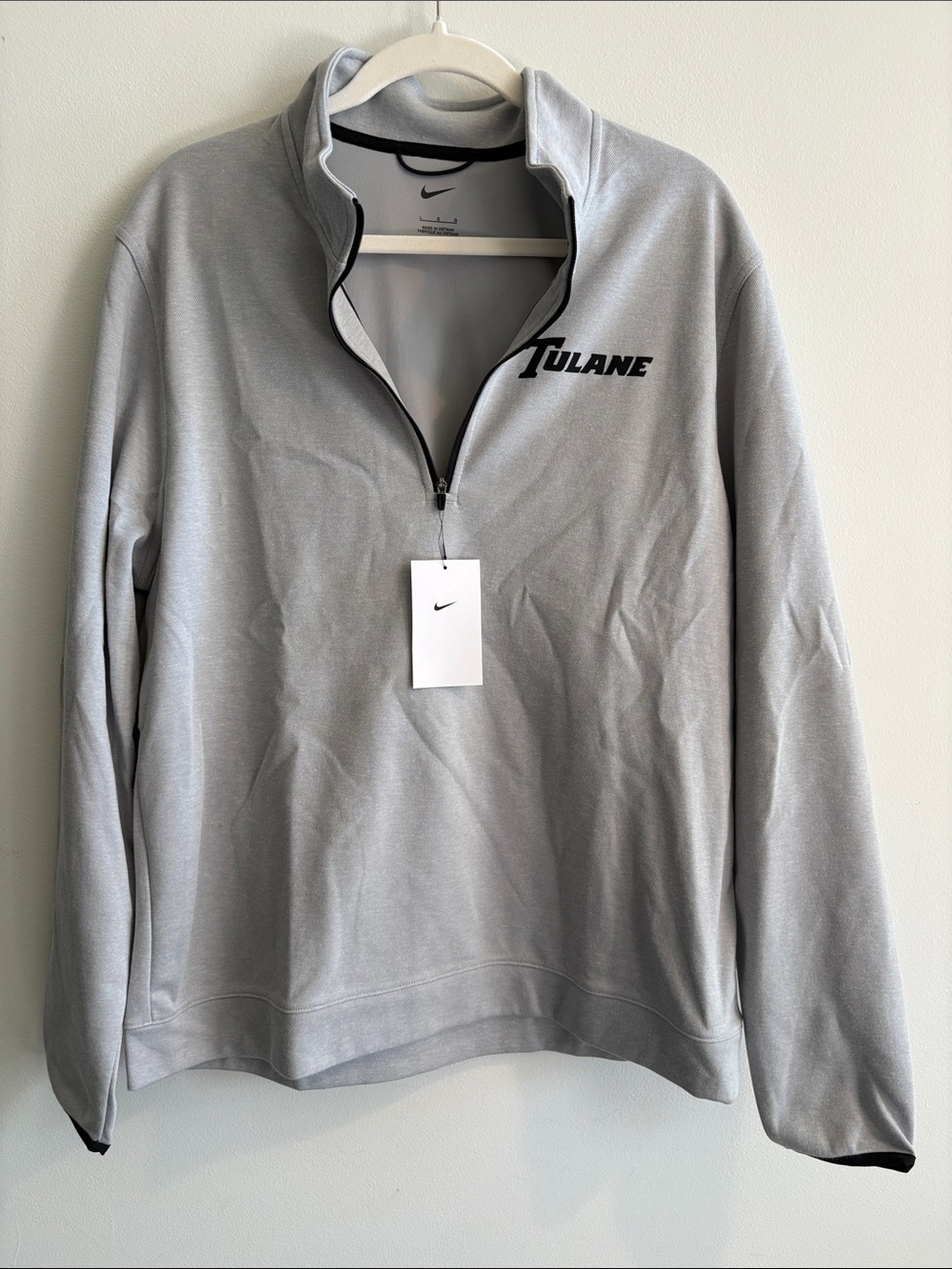 Nike Men’s Light Gray Tulane Quarter-Zip Pullover